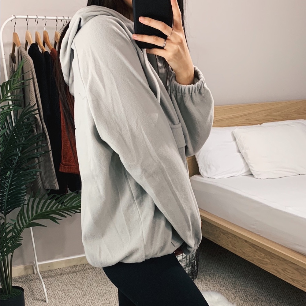 🆕 Miranda - Light Gray Zip Up Pullover - Picture 6 of 6